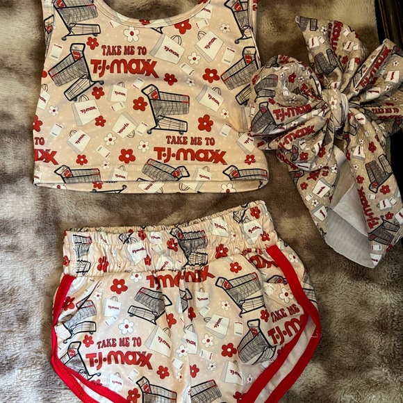 BOW ONLY!! Wrenny maze bow, baby size - Picture 1 of 1